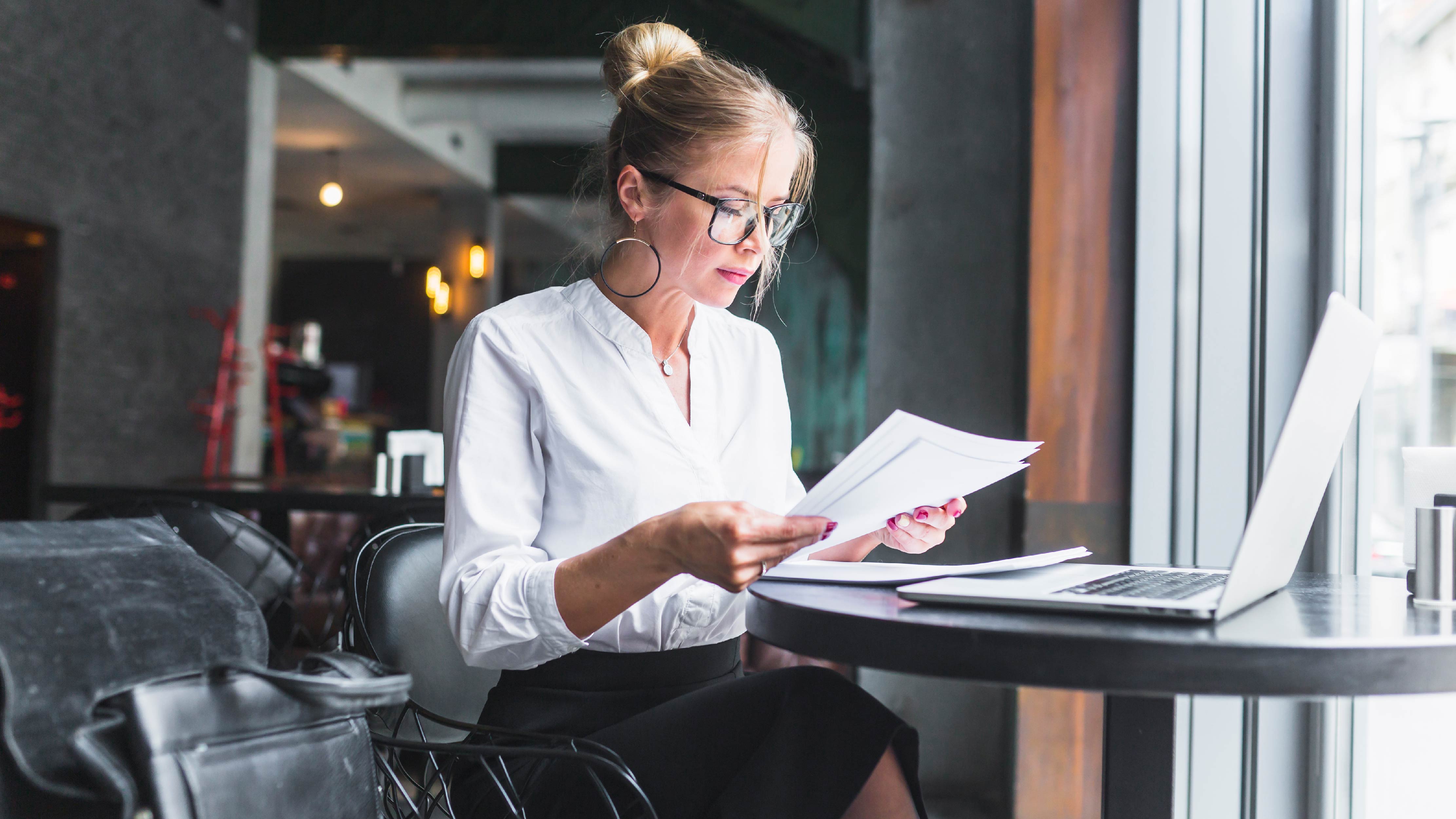 Why Availing CV Writing Services Is Important For Professionals?