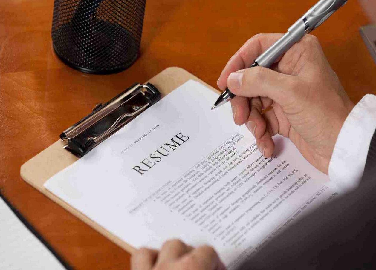 5 Ultimate Benefits Of Saying “YES” To Resume Writing Services